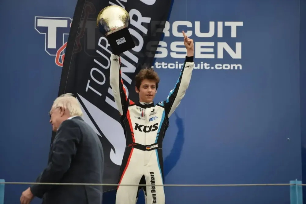 Kartkarriere bei Team 75 Bernhard